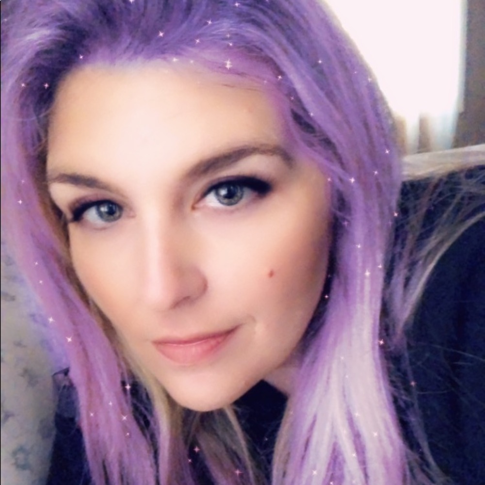 Meet your Posher, Xristina